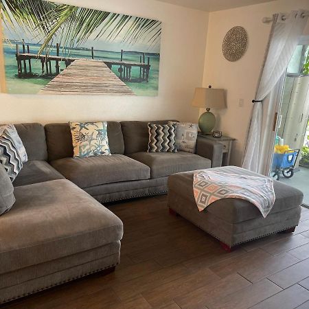 Beautiful Bright & Sparkling 2Bed 1Bath Beach Retreat - Unit 212 Коко Бийч Екстериор снимка