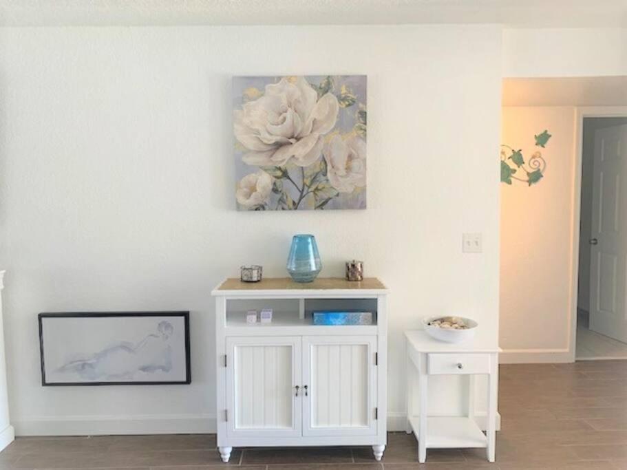Beautiful Bright & Sparkling 2Bed 1Bath Beach Retreat - Unit 212 Коко Бийч Екстериор снимка