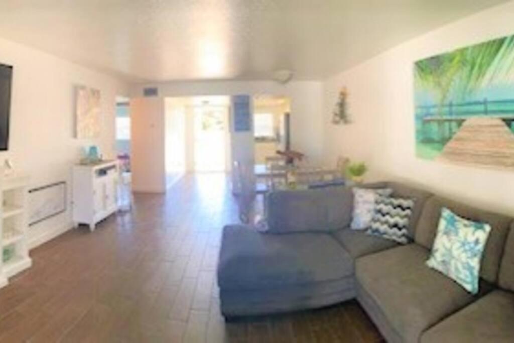 Beautiful Bright & Sparkling 2Bed 1Bath Beach Retreat - Unit 212 Коко Бийч Екстериор снимка