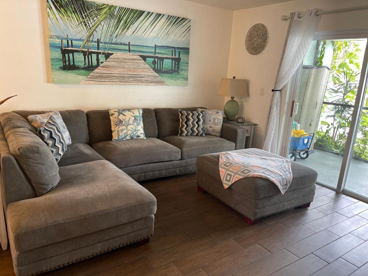 Beautiful Bright & Sparkling 2Bed 1Bath Beach Retreat - Unit 212 Коко Бийч Екстериор снимка