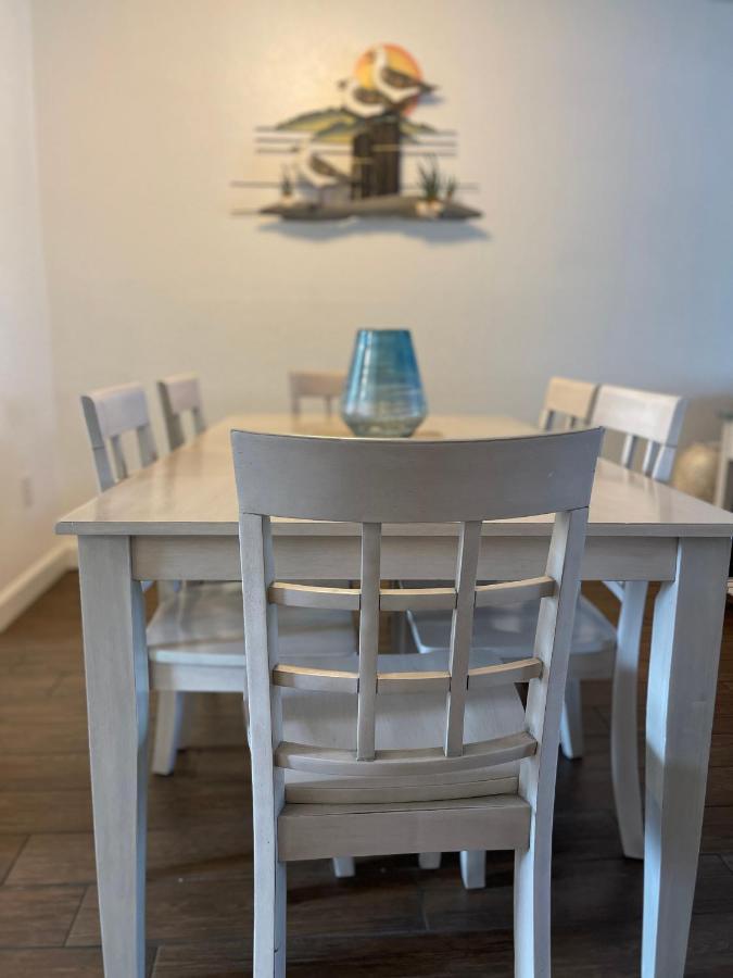 Beautiful Bright & Sparkling 2Bed 1Bath Beach Retreat - Unit 212 Коко Бийч Екстериор снимка